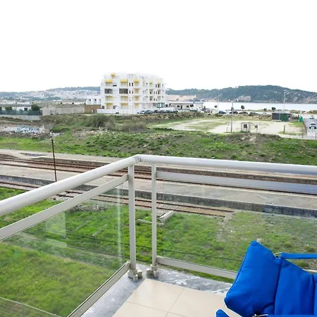 Alojamentos Campo & Mar - T1 Com Piscina Daire *